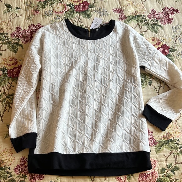 Collective Concepts Sweater - Picture 4 of 6